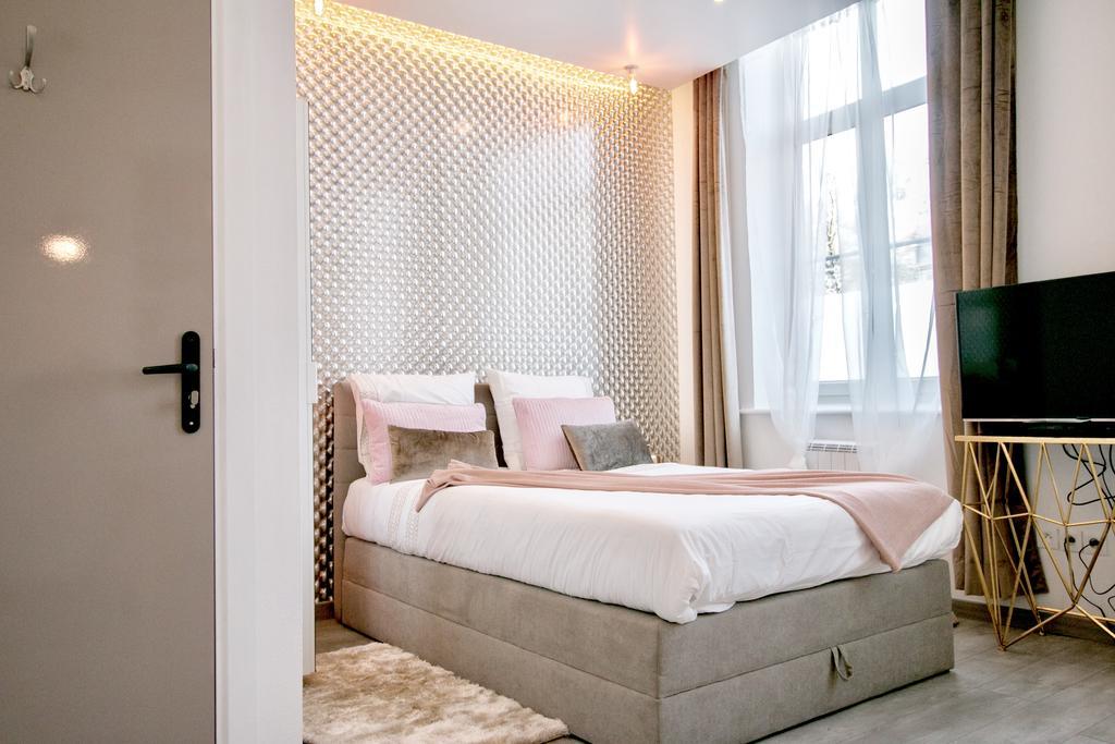 Midpoint Studios By Life Renaissance Strasbourg Luaran gambar