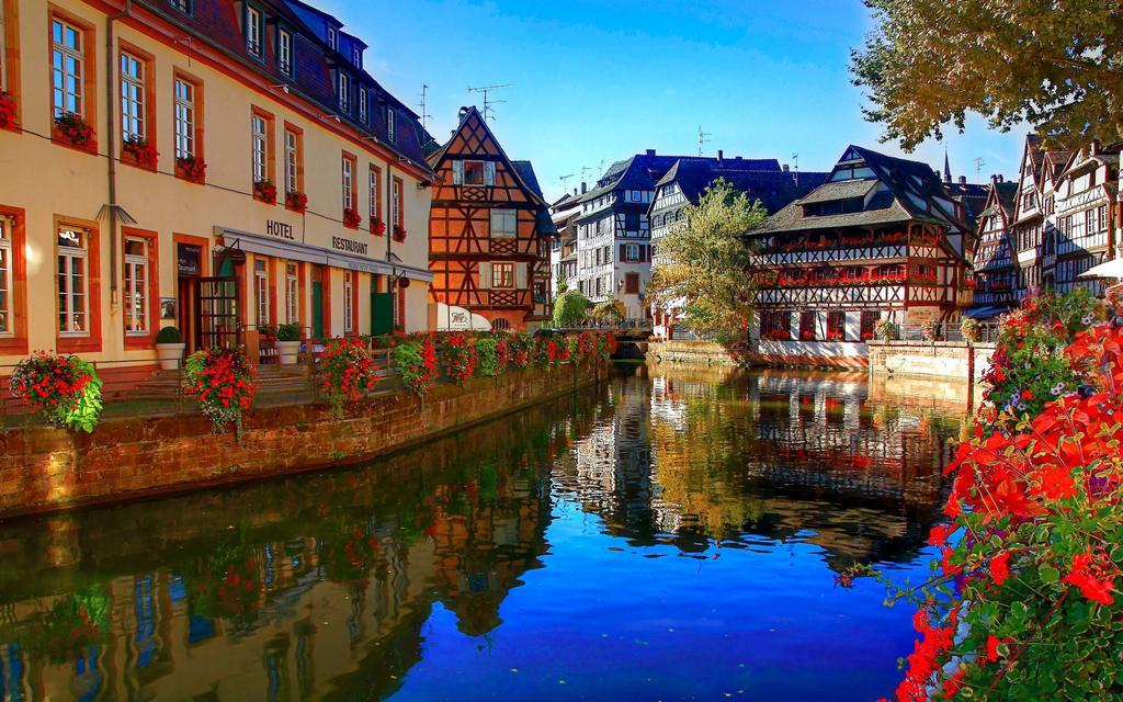 Midpoint Studios By Life Renaissance Strasbourg Luaran gambar